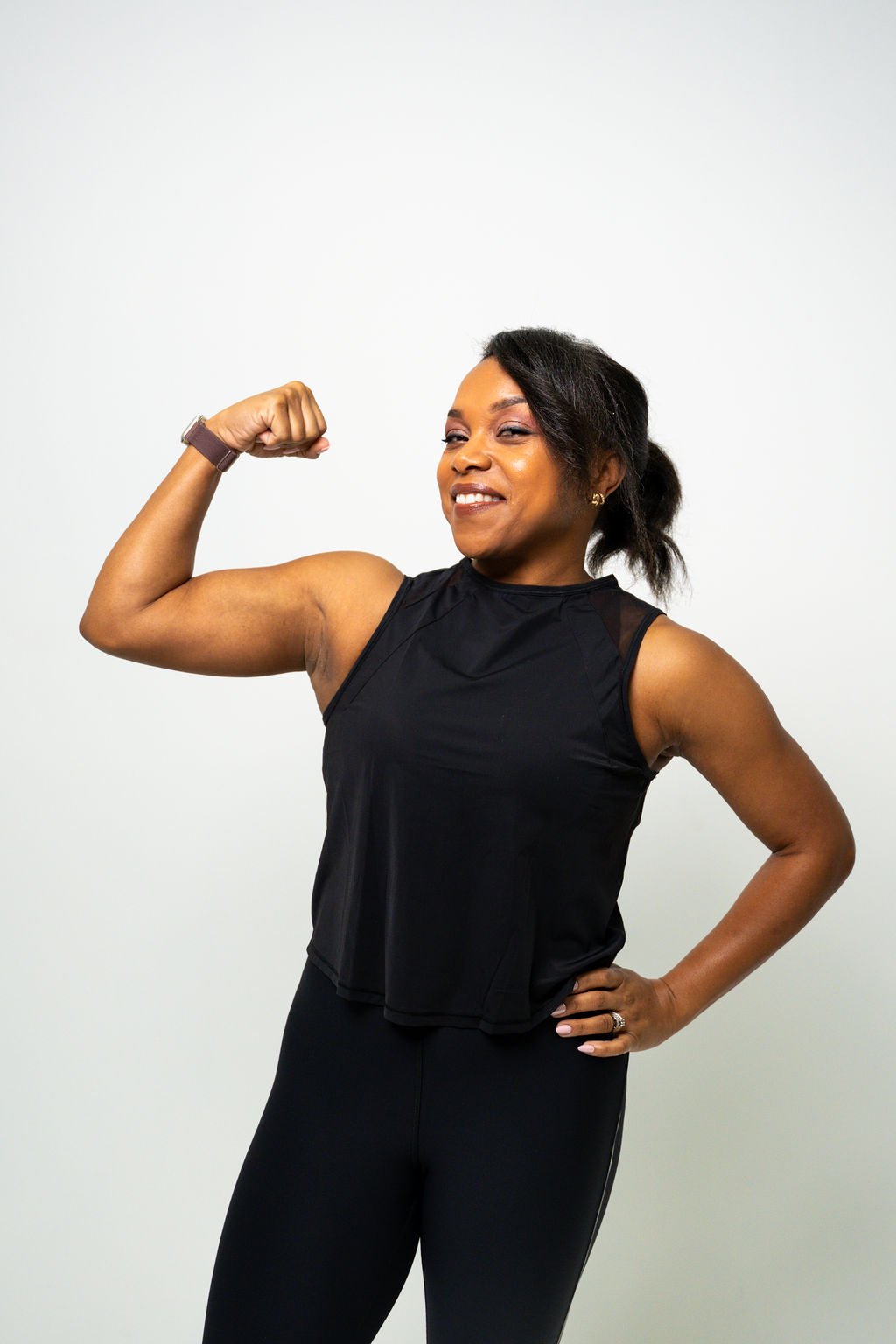 NO MA'AM SLEEVELESS YOGA TANK - No Ma'am Fit